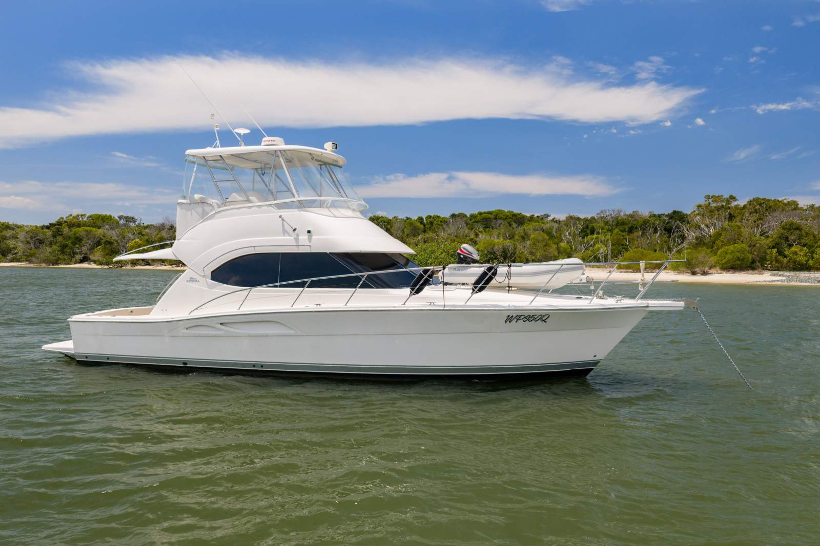 Riviera 40 Flybridge