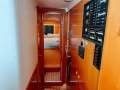 Lagoon 410 with extended transom and enclosed sugar scoops