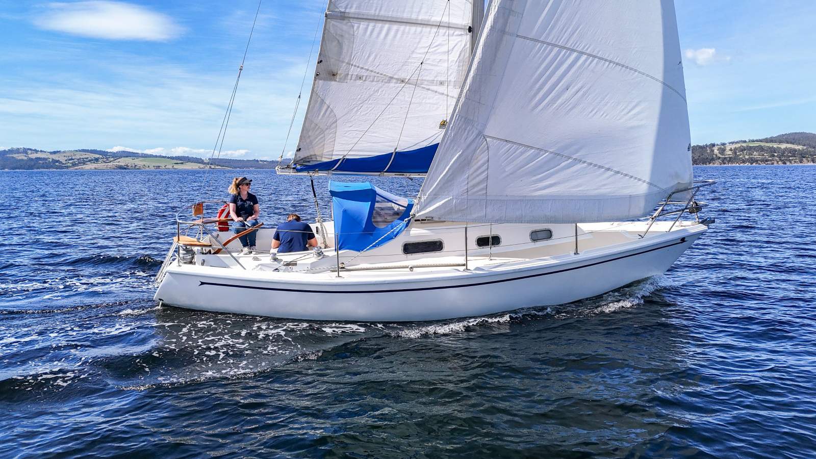 Van De Stadt Spirit 28 SIGNIFICANTLY UPGRADED, EXCELLENT CONDITION!