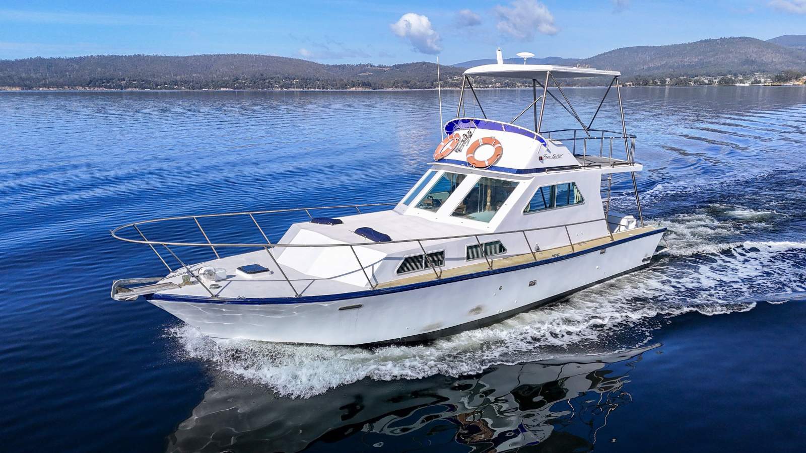 Roberts Waverunner 38 IDEAL LIVEABOARD, READY TO ENJOY!