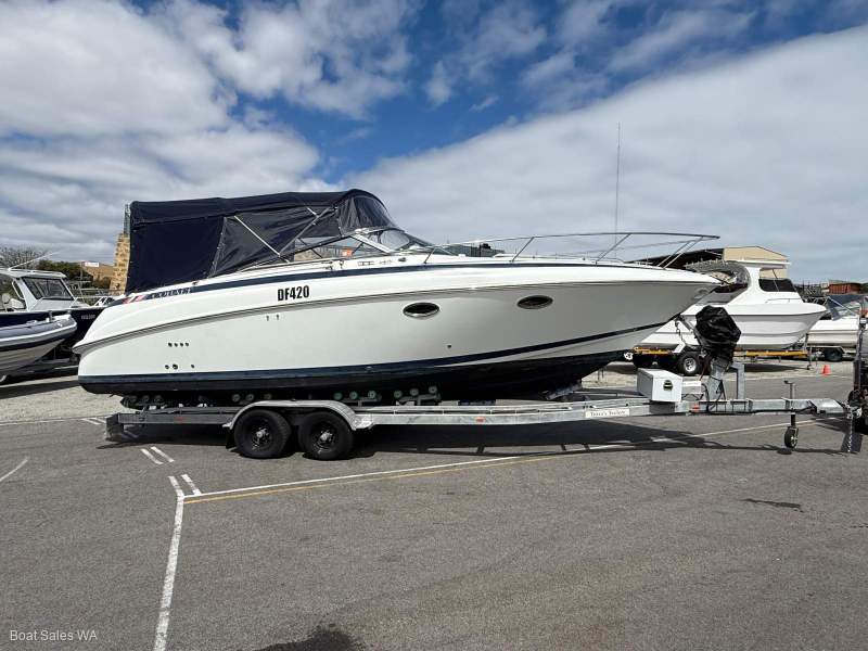 Cobalt 293 Cuddy Cabin NEAT AND VERY CLEAN 502 Mag V8 Mpi Mercruiser
