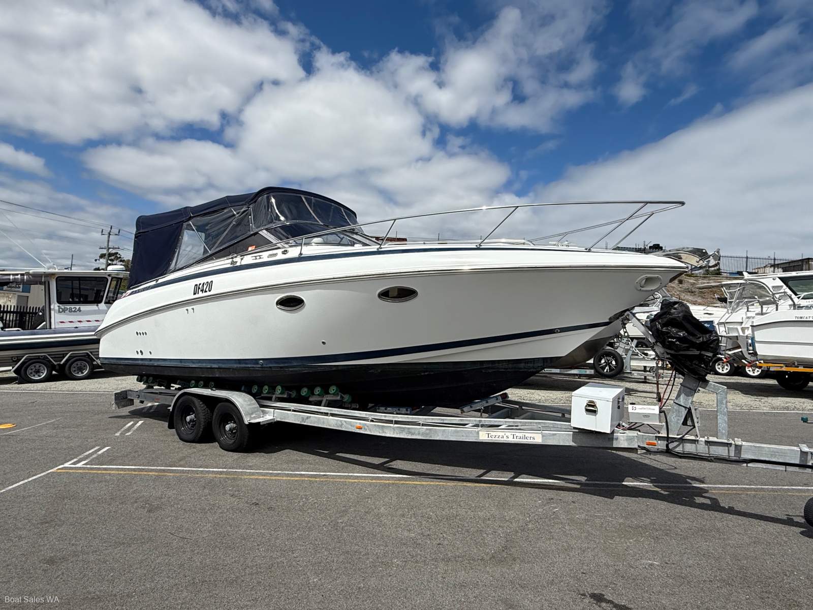 Cobalt 293 Cuddy Cabin NEAT AND VERY CLEAN 502 Mag V8 Mpi Mercruiser