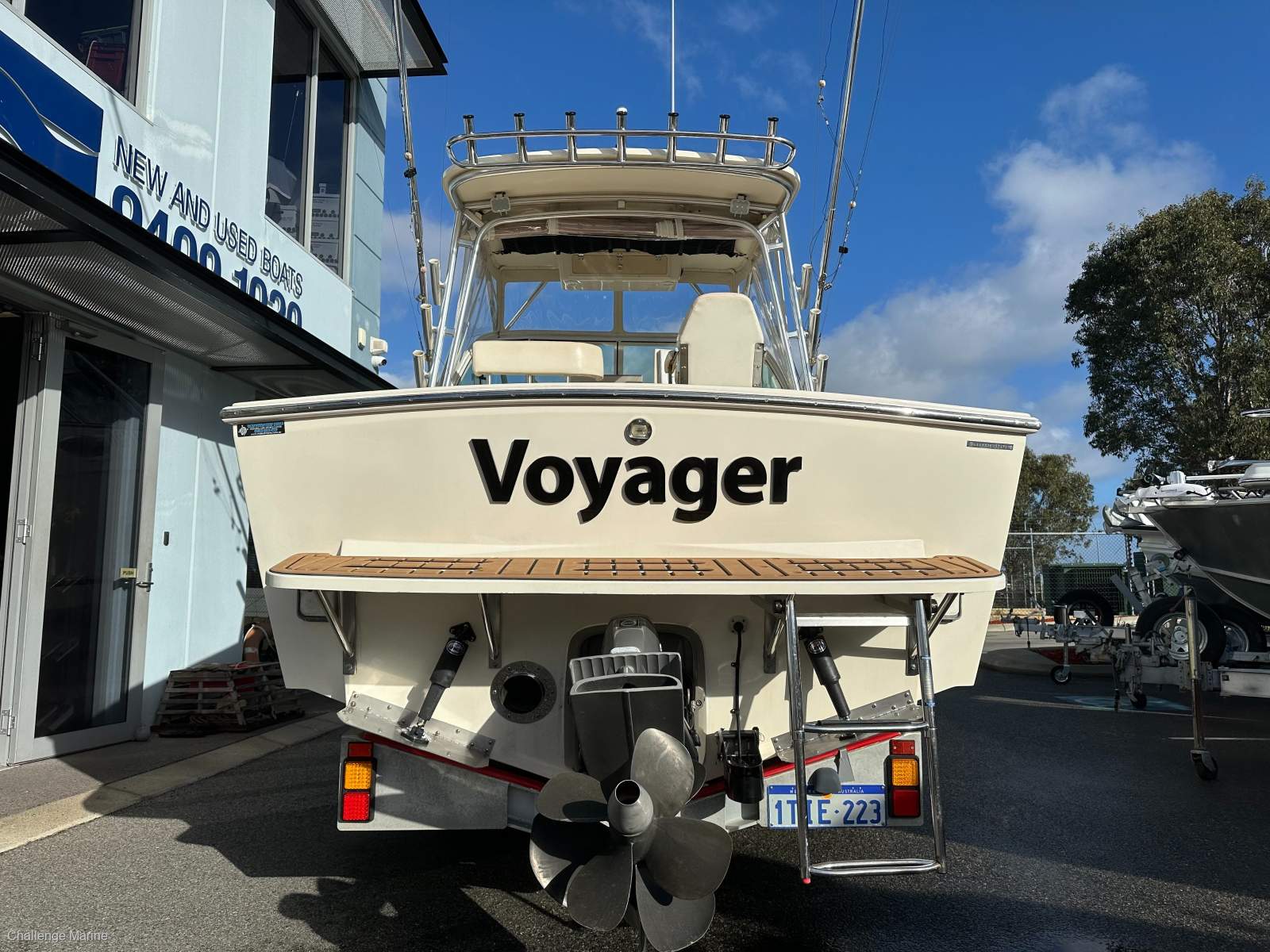 Albemarle 268 Express Fisherman with 310HP Diesel Motor