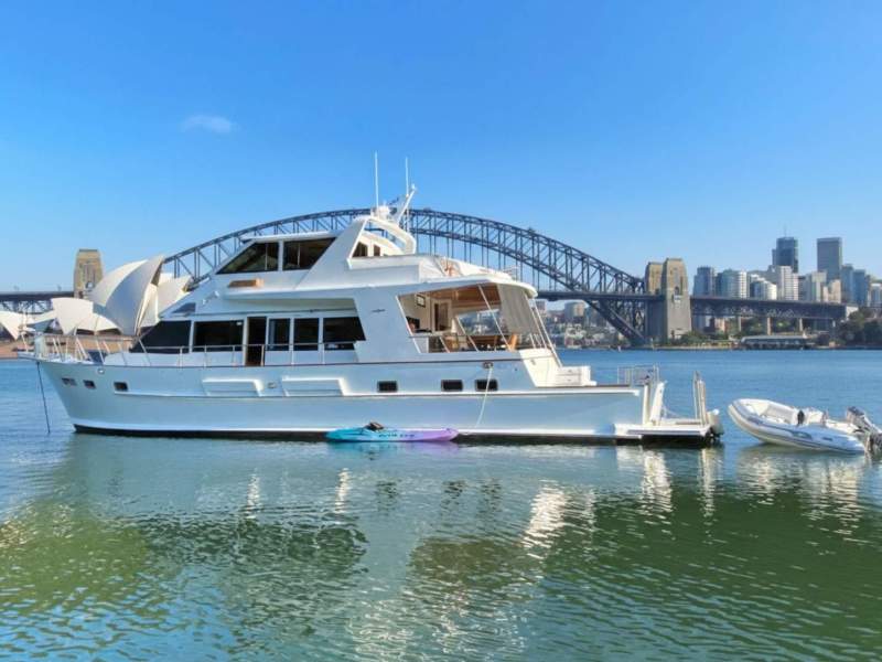 Halvorsen 65 Enclosed Flybridge Motor Yacht