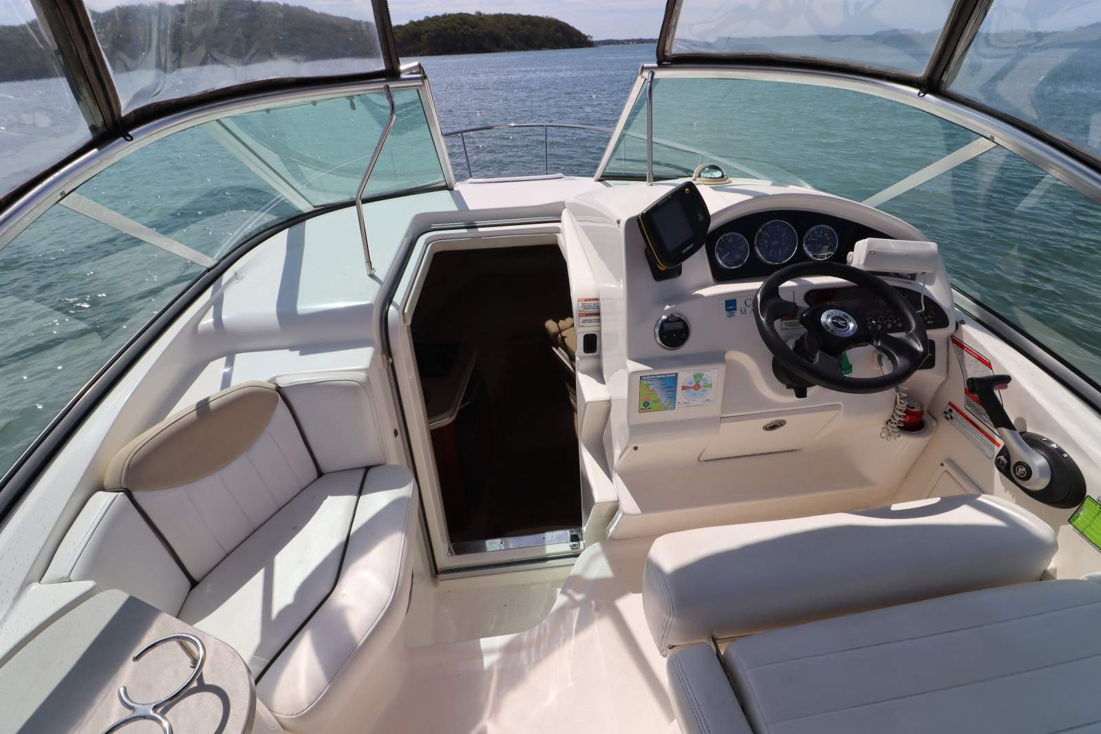 Sea Ray 240 Sundancer