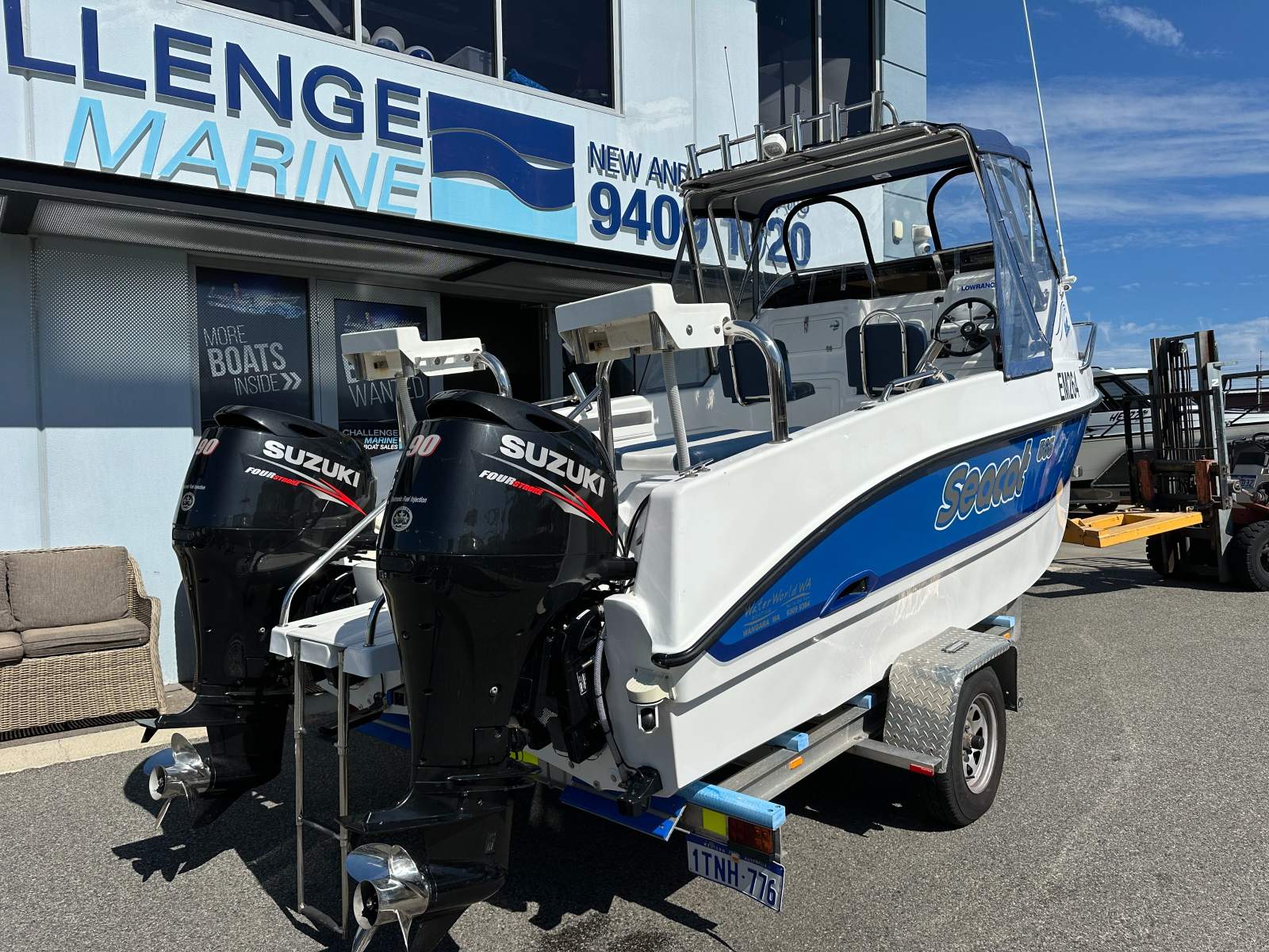 Seacat Escape 565 with Twin Suzuki 90HP 4 Strokes