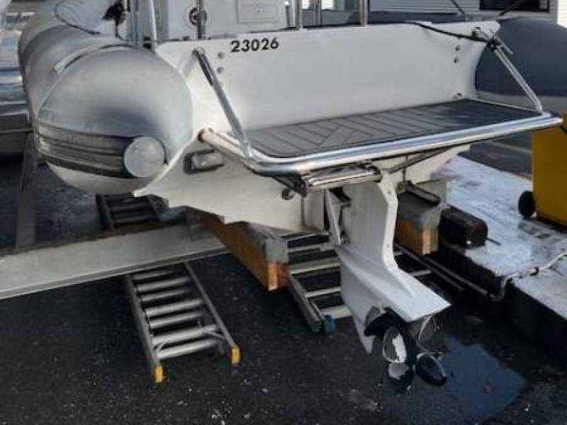 Zodiac Hurricane 733 AD41 Volvo Penta 200hp Sterndrive