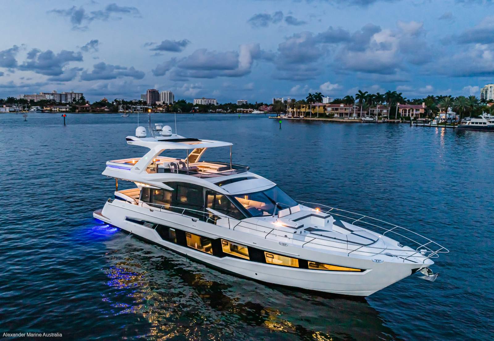 Galeon 680 Fly