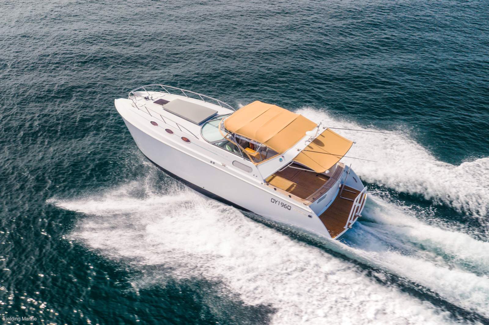2005 Coral Marine Hammer 33 Sports Cabin
