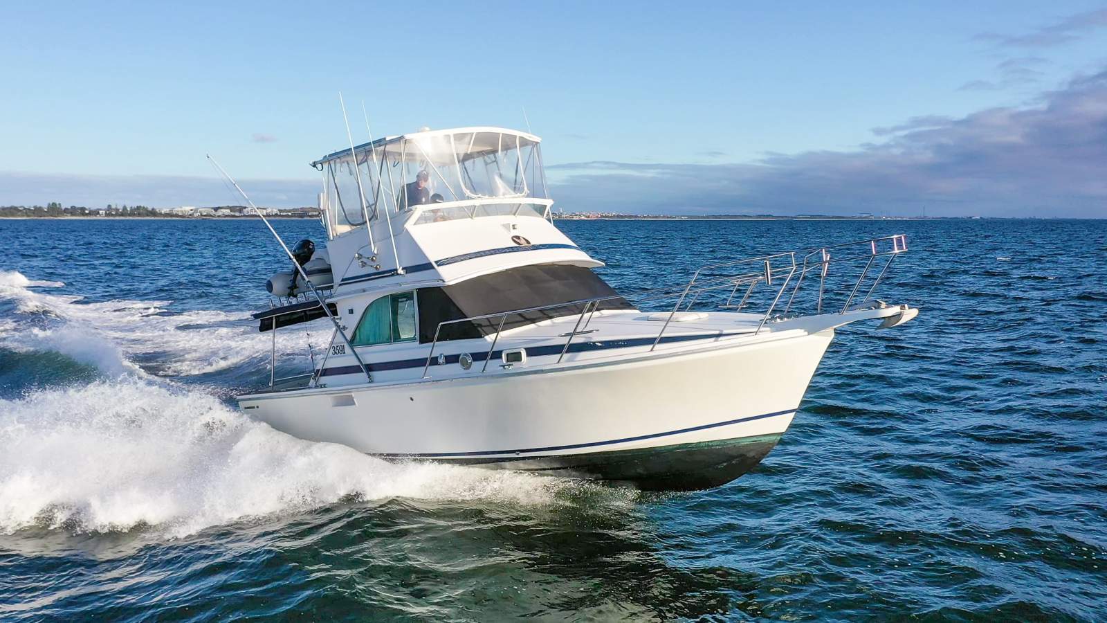 Caribbean 35 Flybridge Cruiser