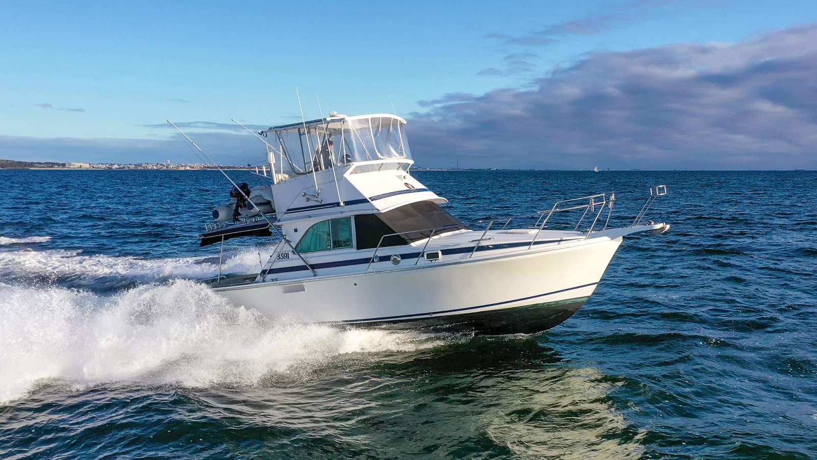 Caribbean 35 Flybridge Cruiser