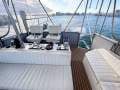 Caribbean 35 Flybridge Cruiser
