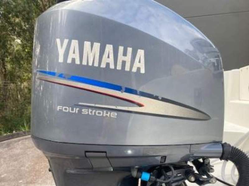 YAMAHA