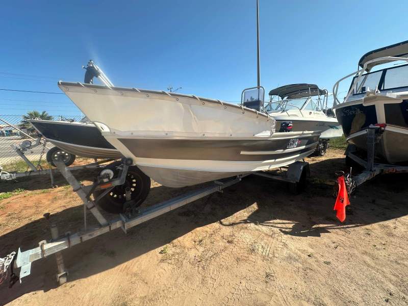 Quintrex 450 Hunter