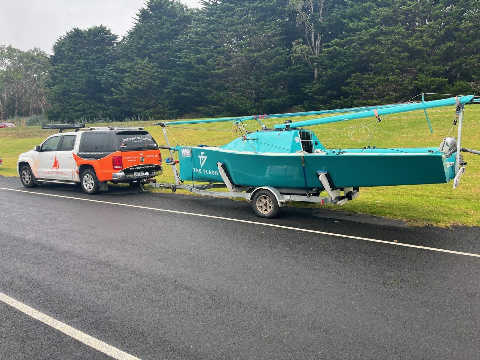 F620 Custom sports boat based on the i550