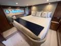 Riviera 5400 Sport Yacht Platinum Edition