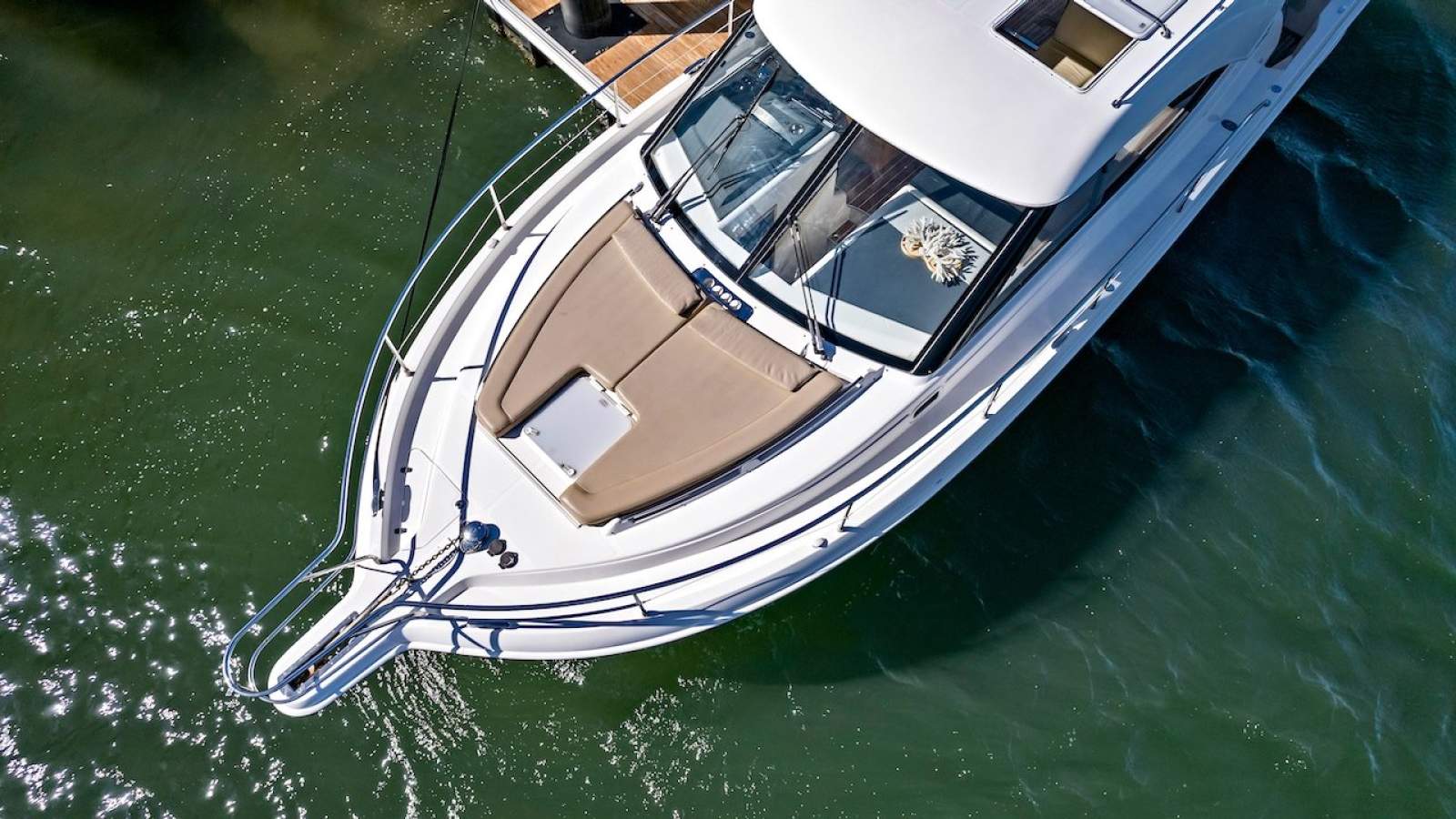 Riviera 3600 Sport Yacht