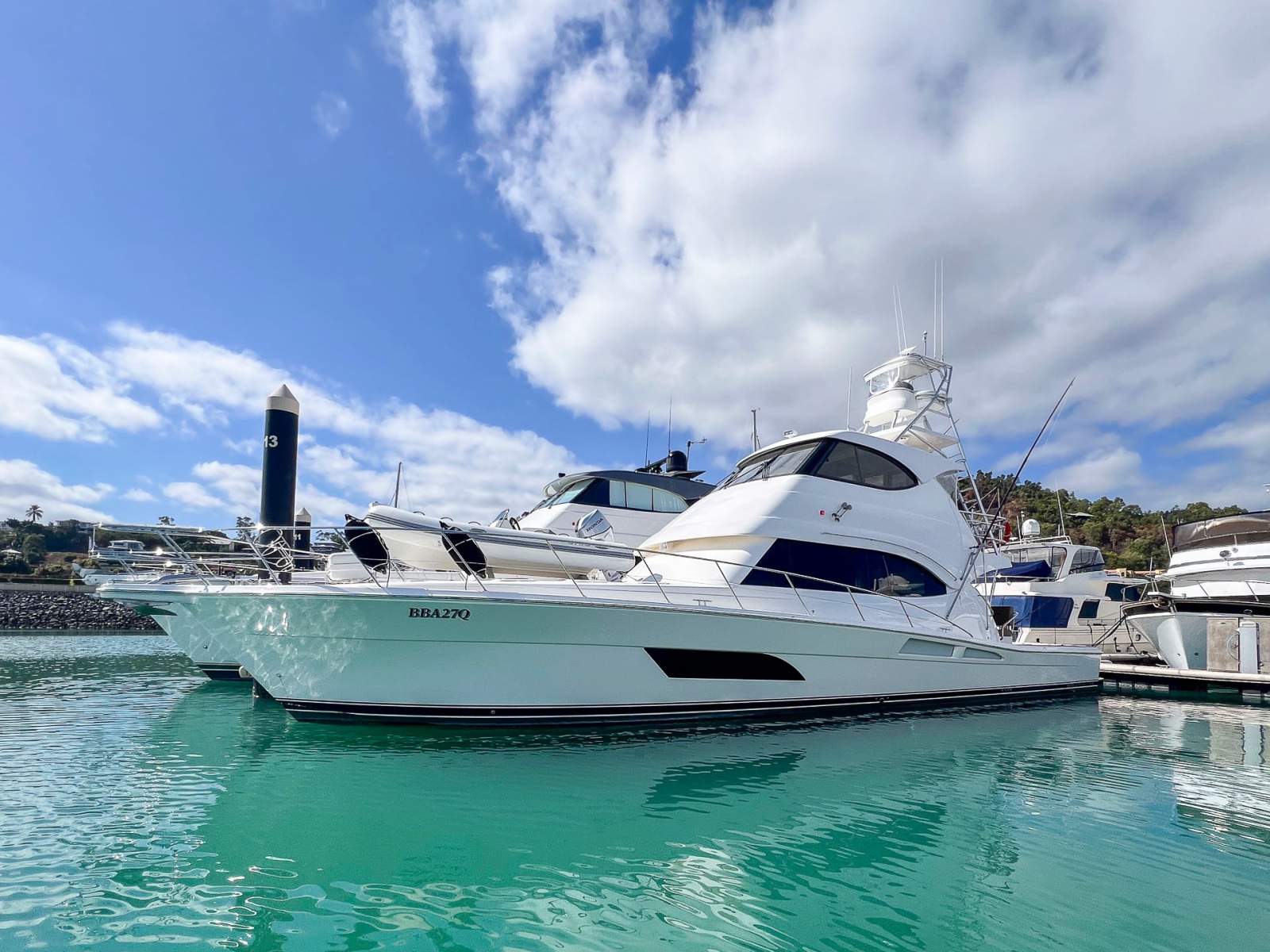 Riviera 63 Enclosed Flybridge Sii