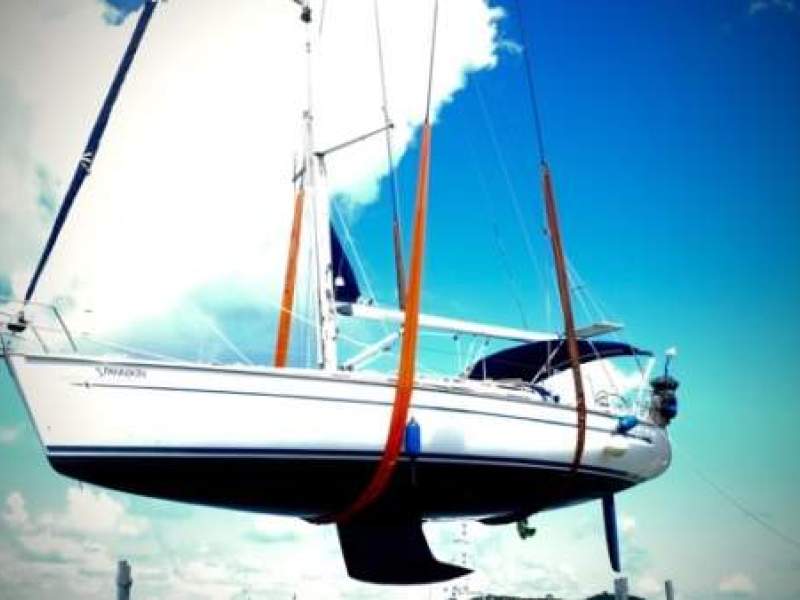 Bavaria Cruiser 44 Three spreader, bow thruster, water maker