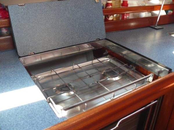 Bavaria Cruiser 44 Three spreader, bow thruster, water maker