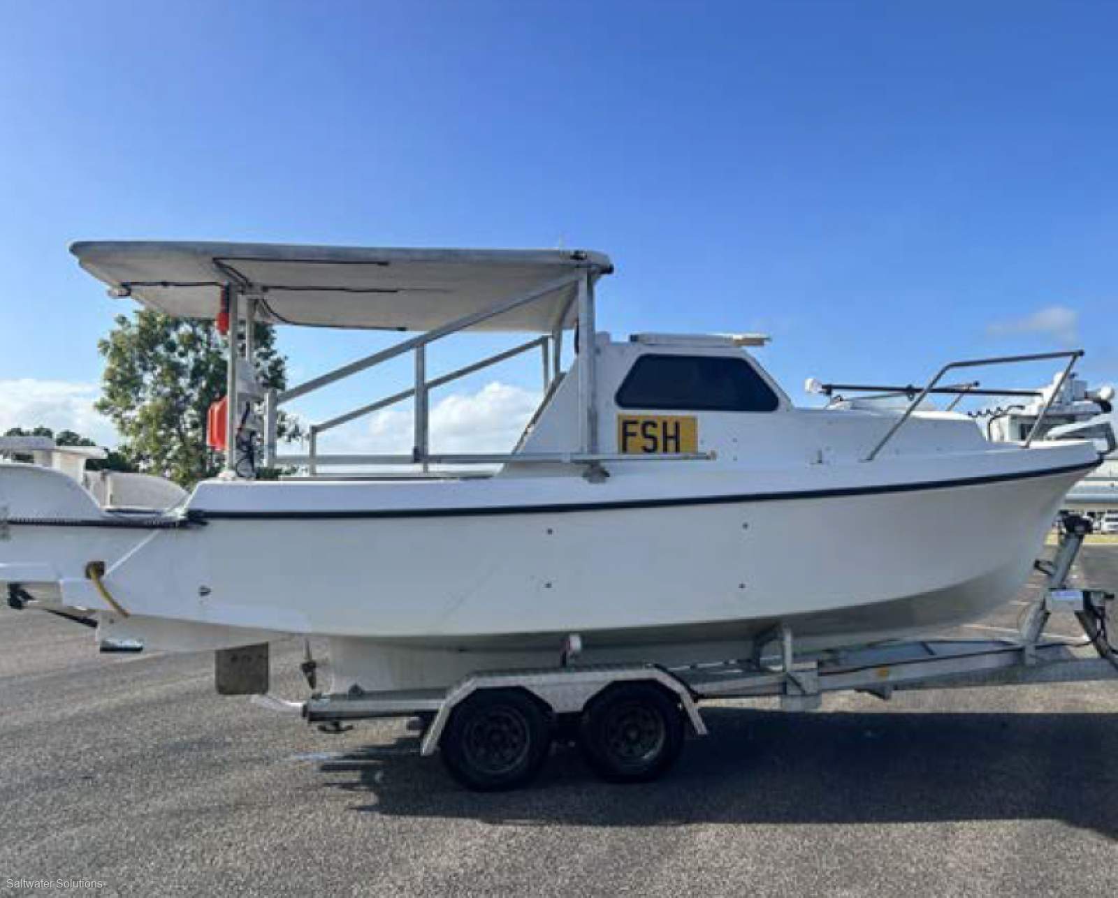 Roberts 6.4 commercial line fishing vessel/trailer