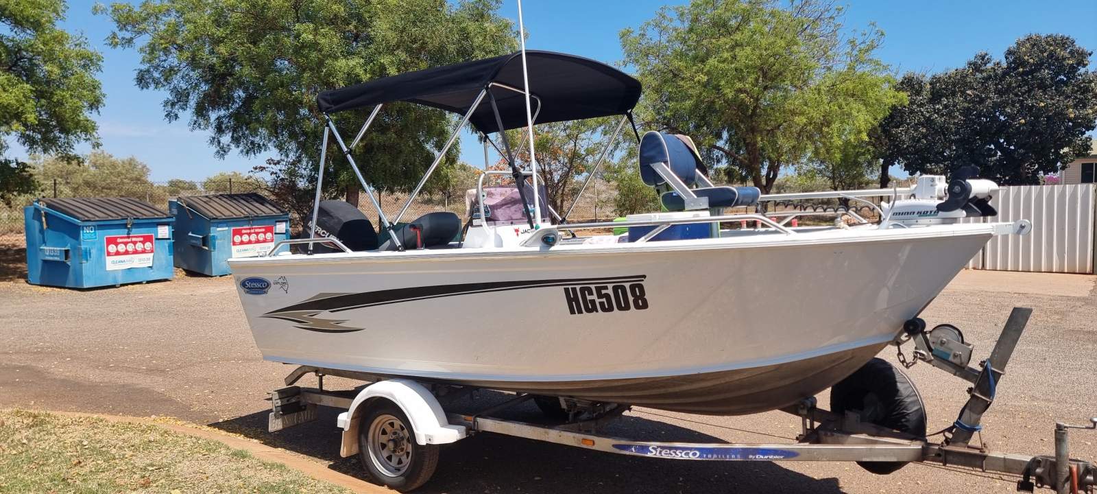 Stessco 4.5 Side Console