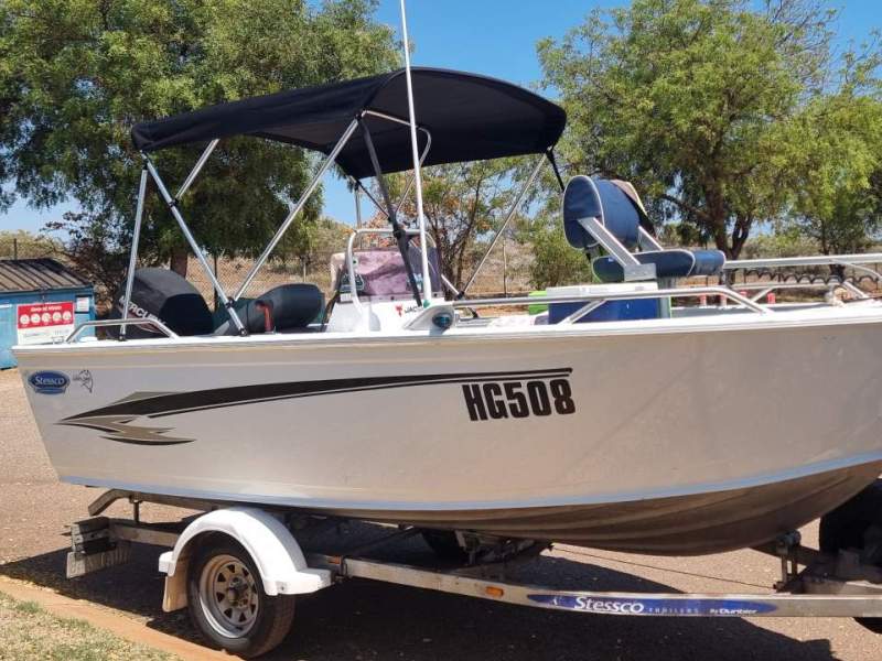 Stessco 4.5 Side Console