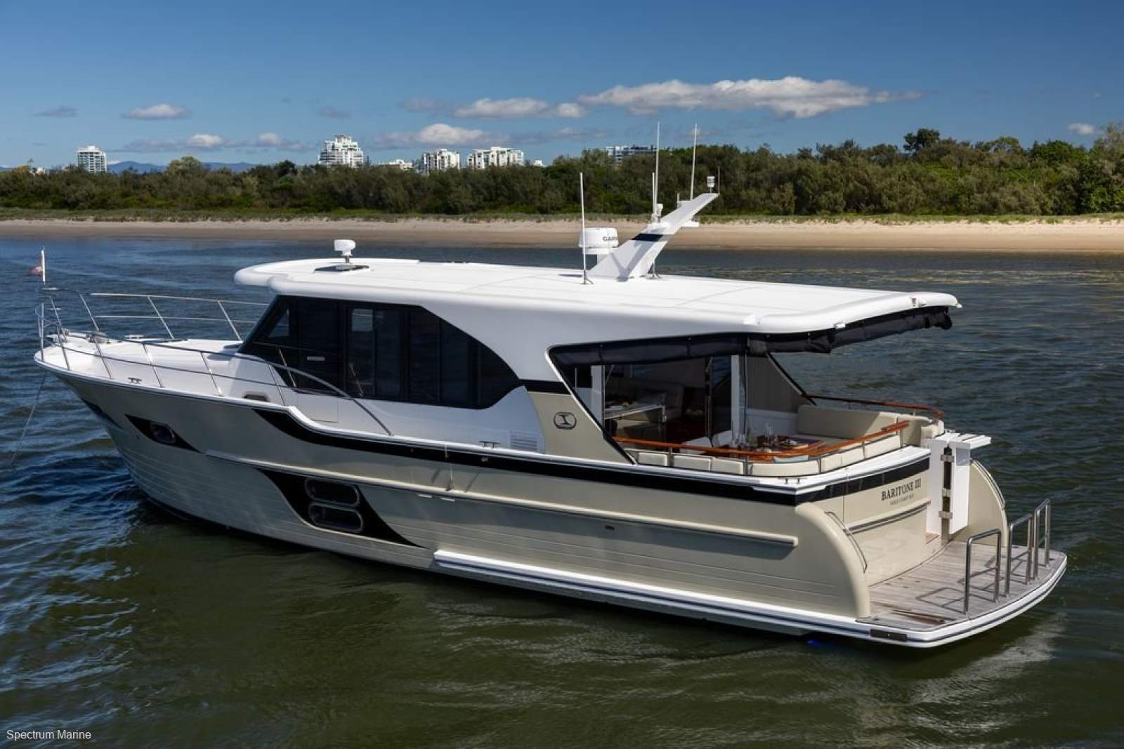 Integrity 520 SX Plus