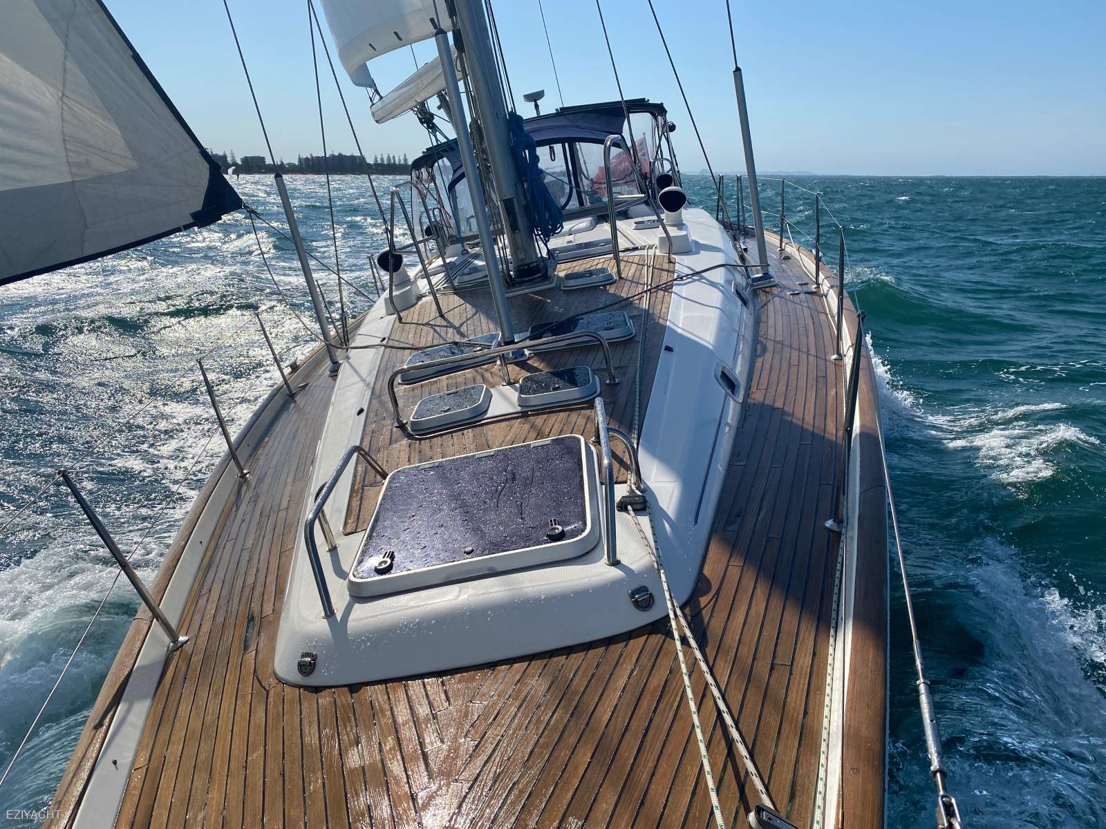 Beneteau Farr 50 Beautifully designed for autonomy and comfort:Reconditioned teak decks Beneteau Farr 50 Beautifully designed for autonomy and comfort:Reconditioned teak decks