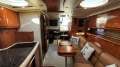 Four Winns Vista 358 Sports Cruiser