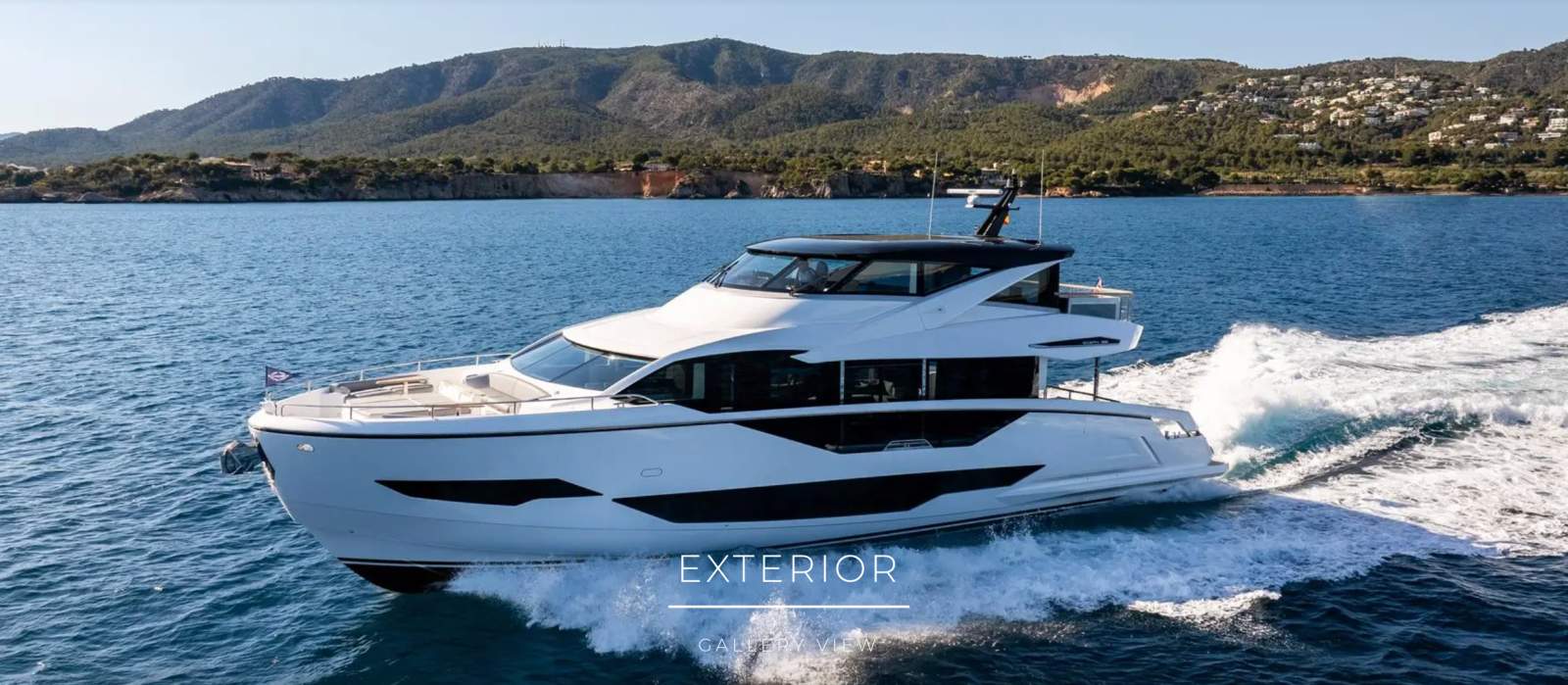Sunseeker Ocean 90 Enclosed Sunseeker Ocean 90 Enclosed