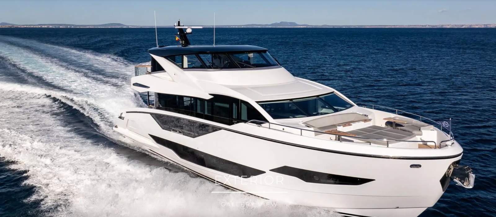 Sunseeker Ocean 90 Enclosed Sunseeker Ocean 90 Enclosed