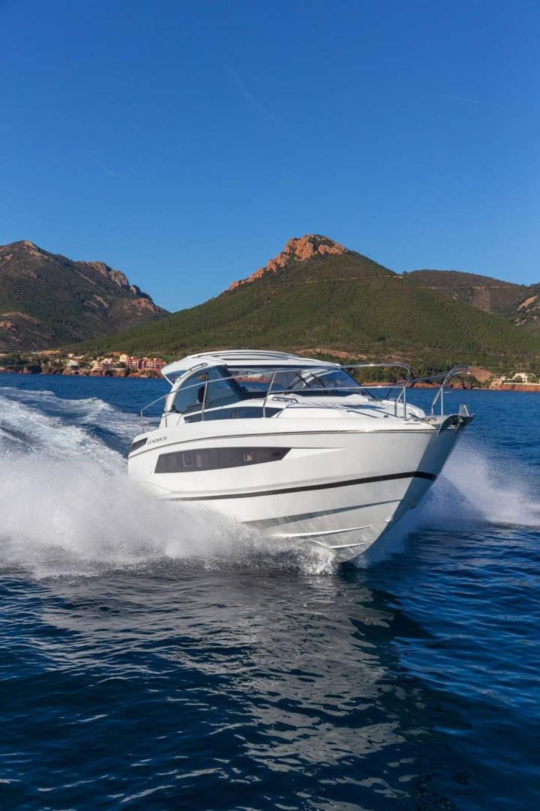Jeanneau Leader 33