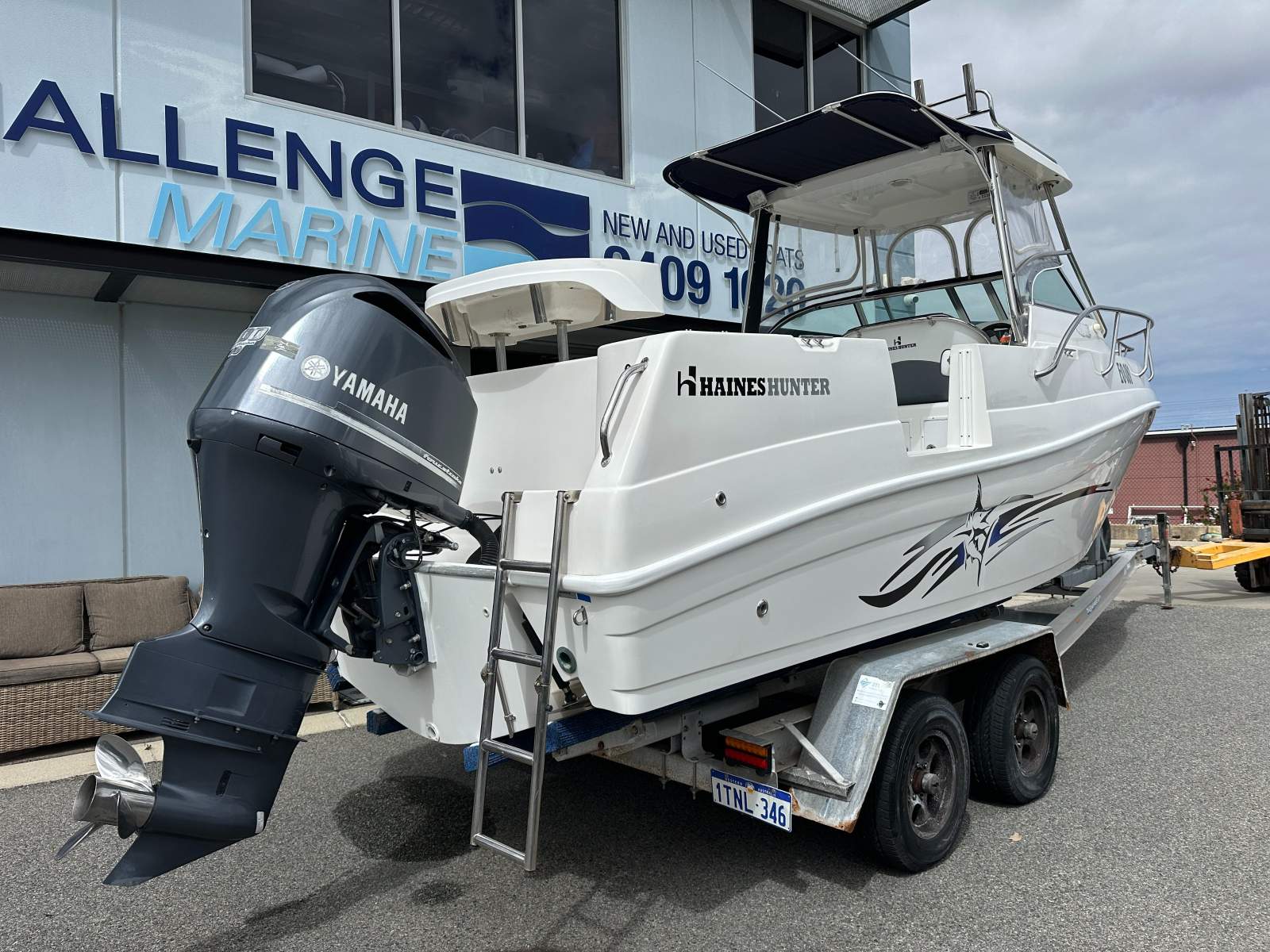 Haines Hunter 760 R - 300 HP Yamaha 4 stroke Hardtop