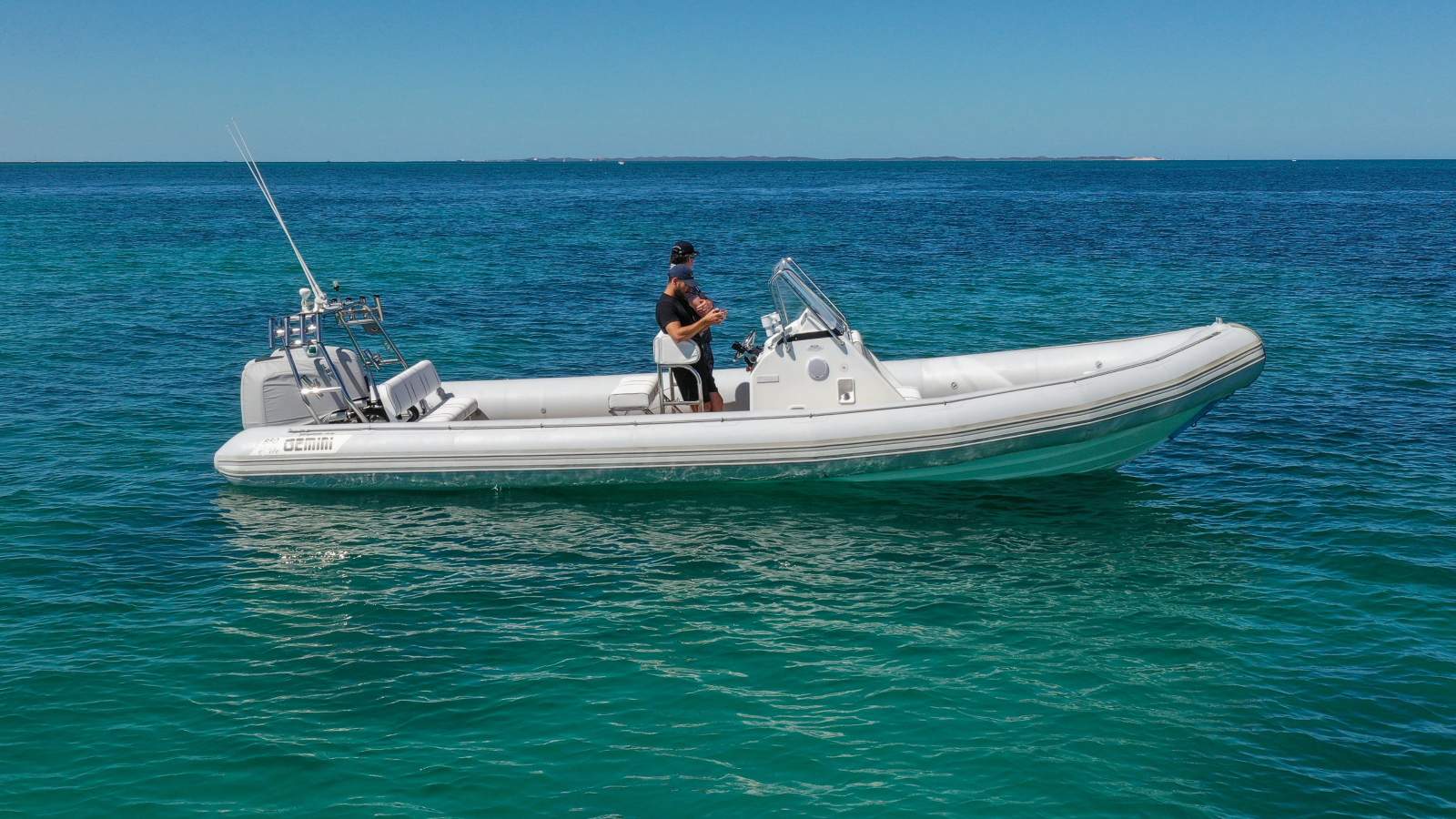 Gemini Elite 850 - Low Hours & Road Trailer
