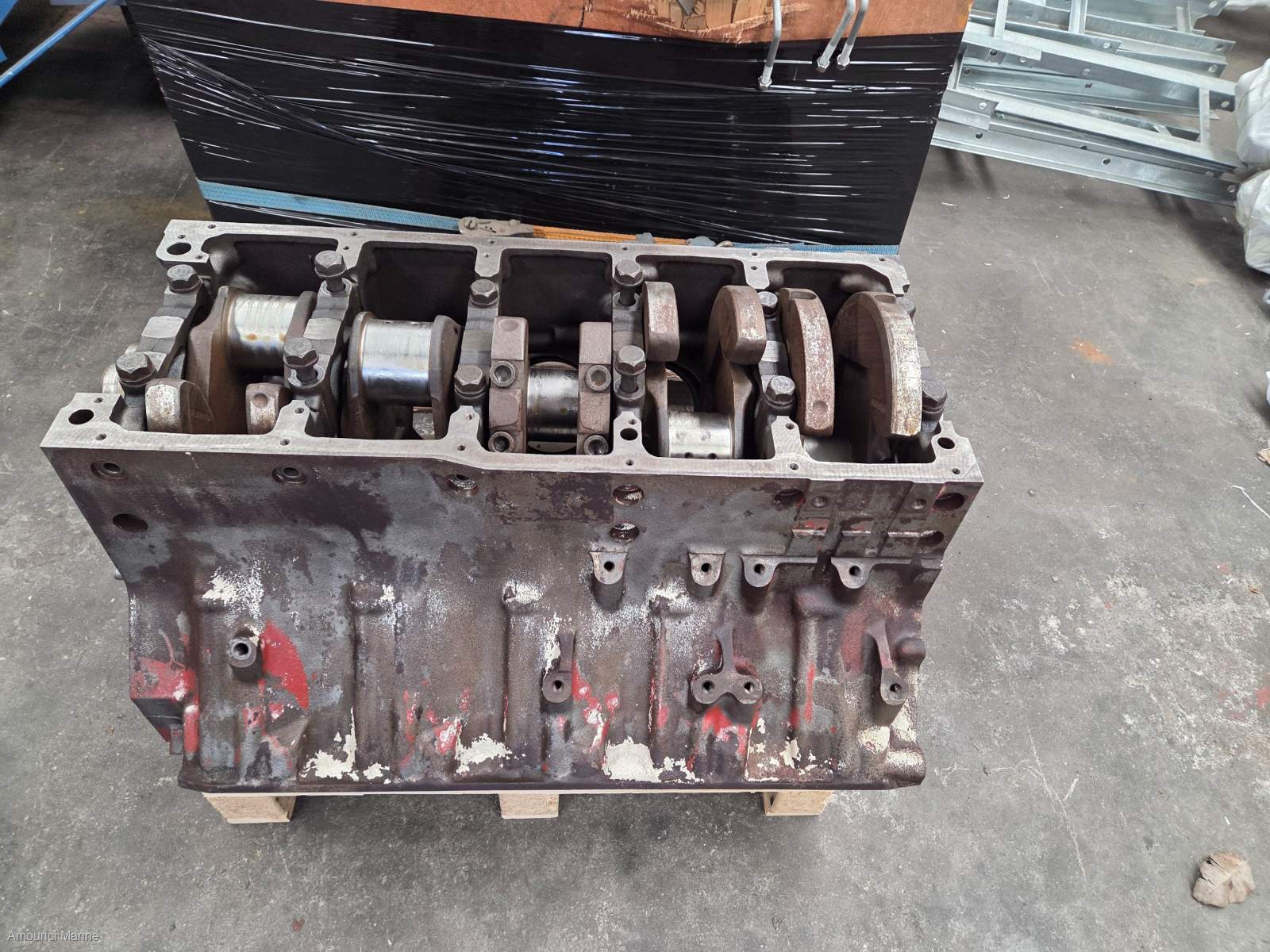 Man V10 Marine block and crank