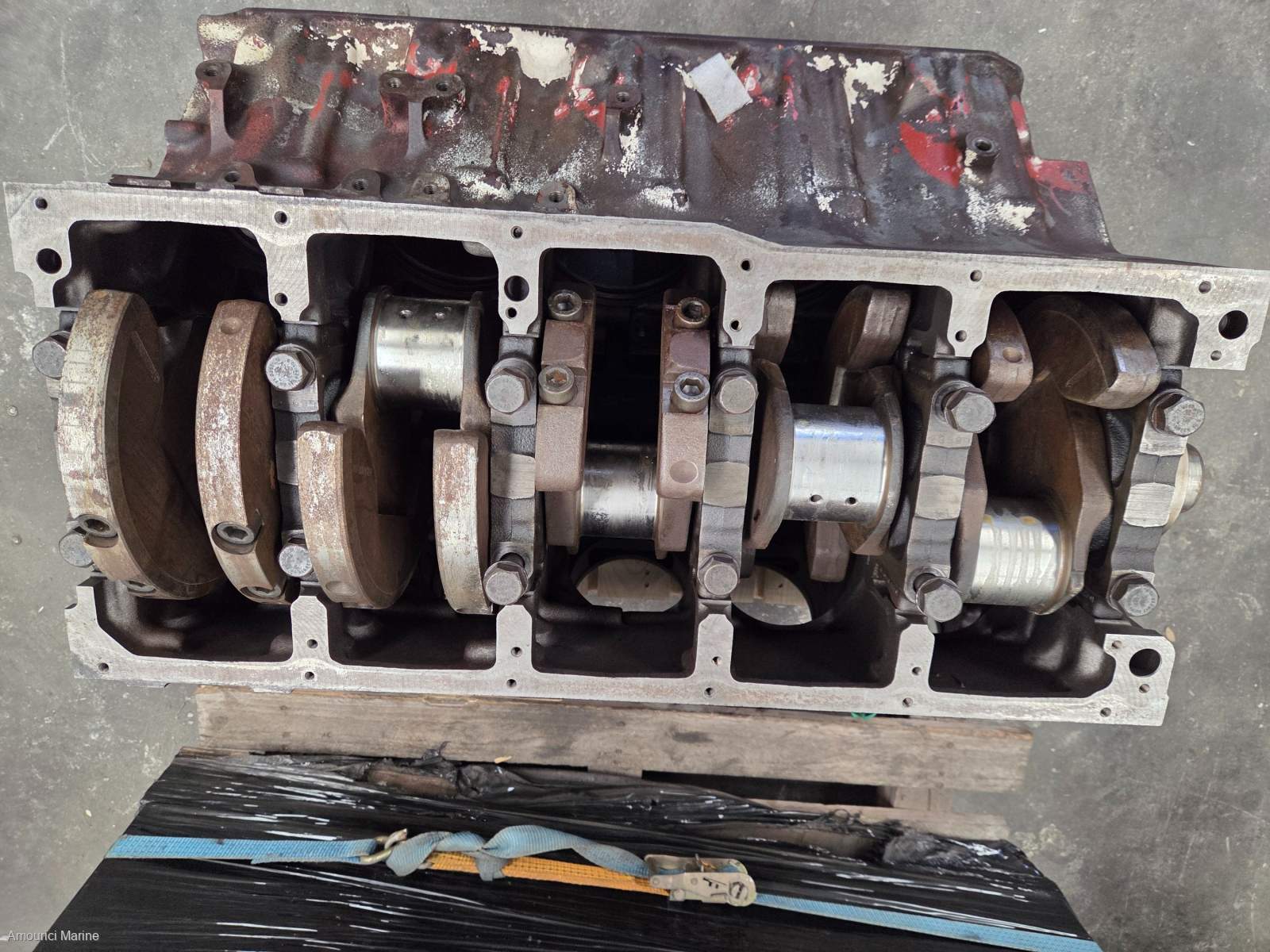 Man V10 Marine block and crank