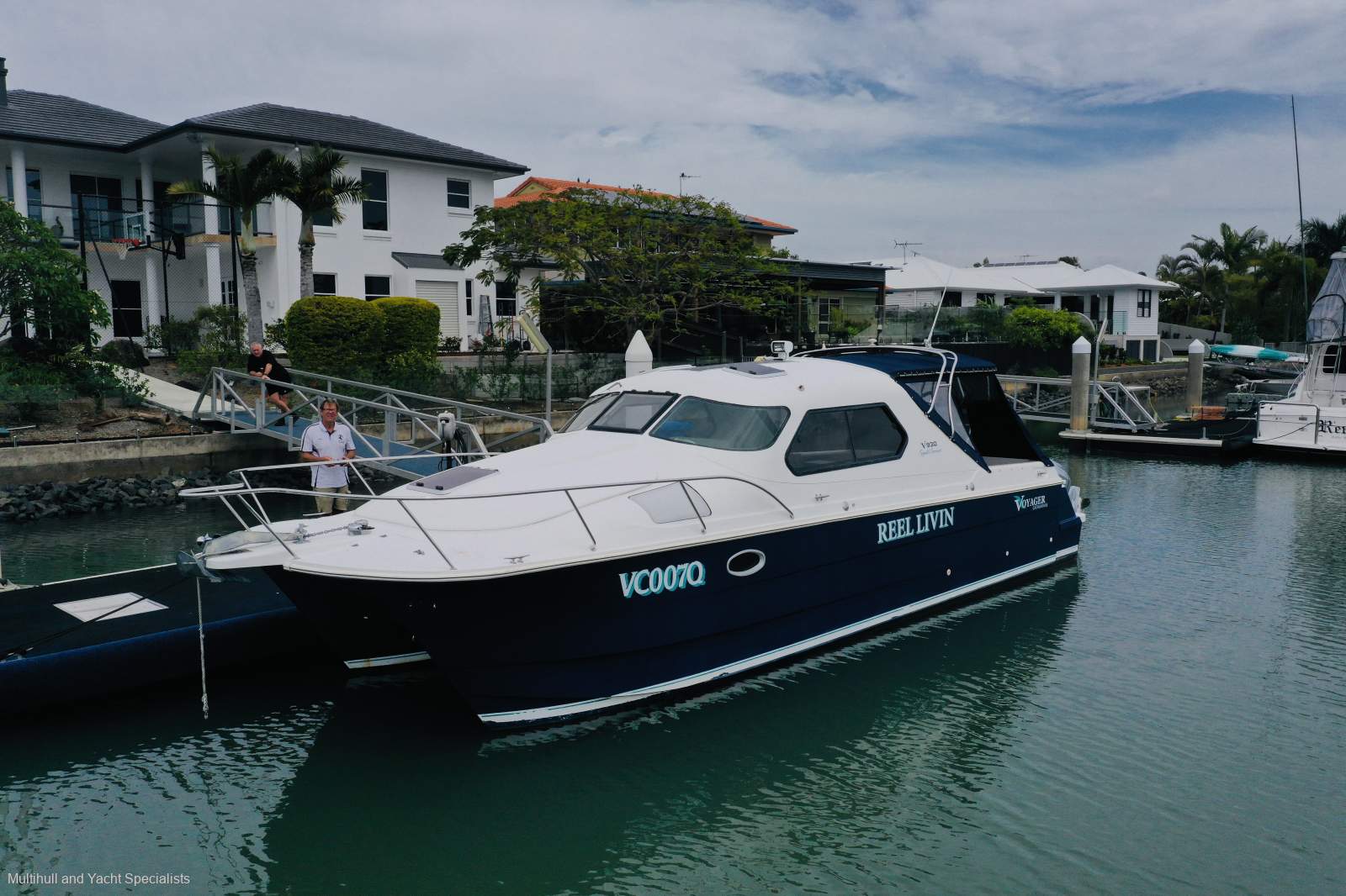 Voyager V930