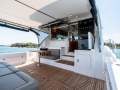 Riviera 52 Enclosed Flybridge