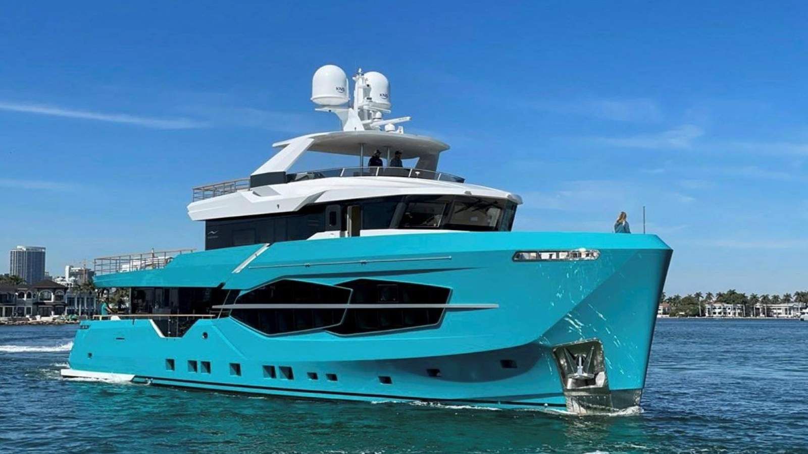 Numarine 32XP Refit 2025 | 5-Year RINA Survey | Low Hrs
