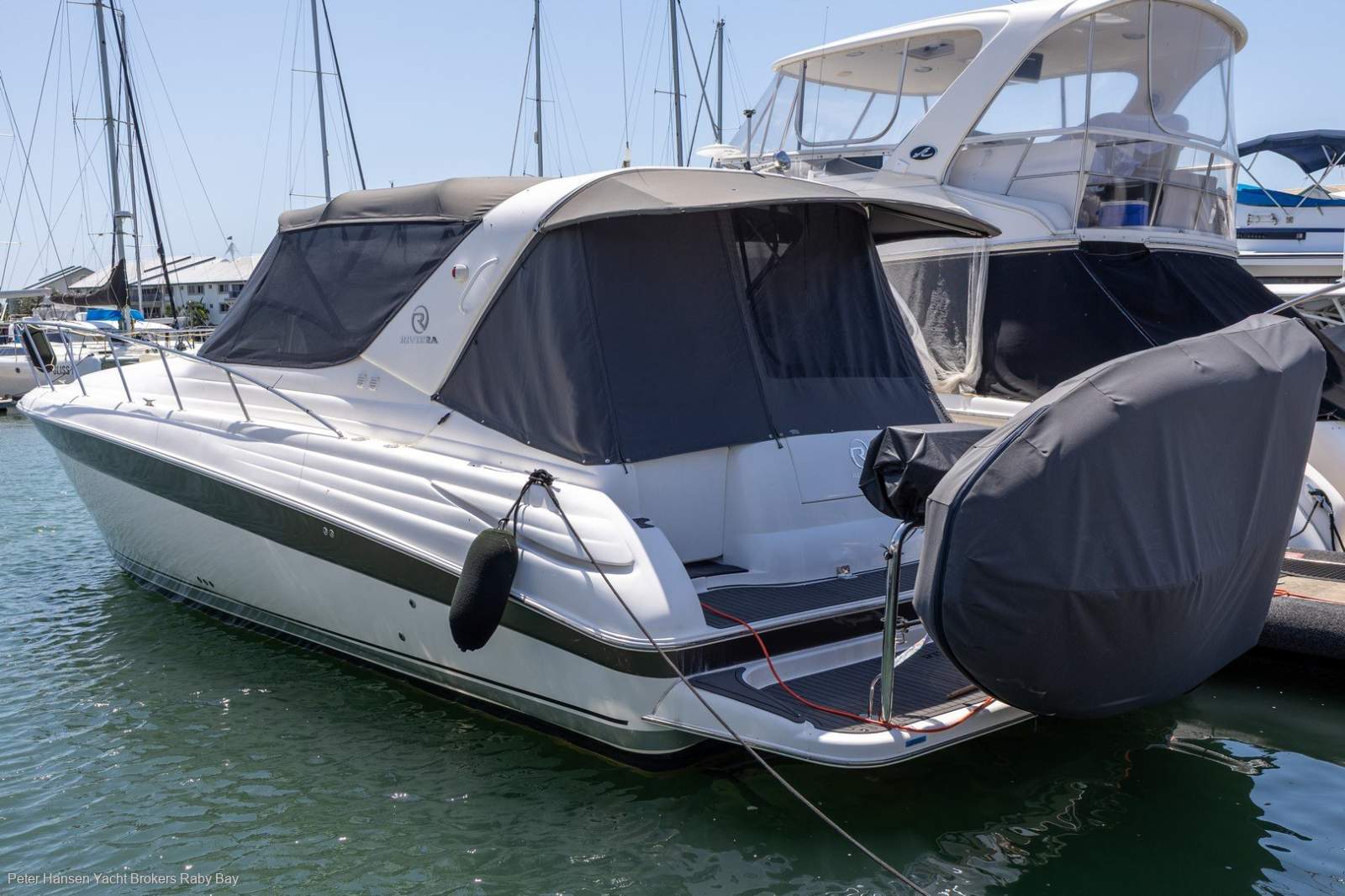 Riviera M370 Sports Cruiser