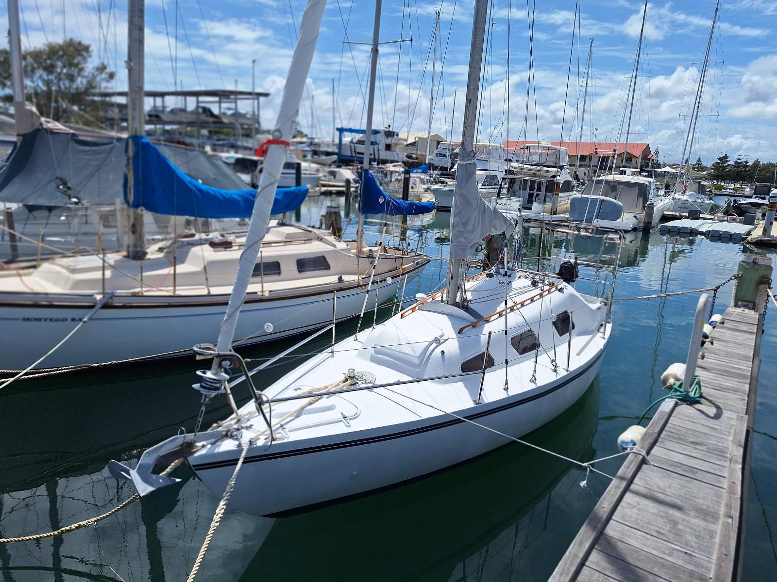 Top Hat 25 MK II - Pocket Cruiser