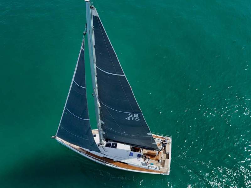 Hanse 415