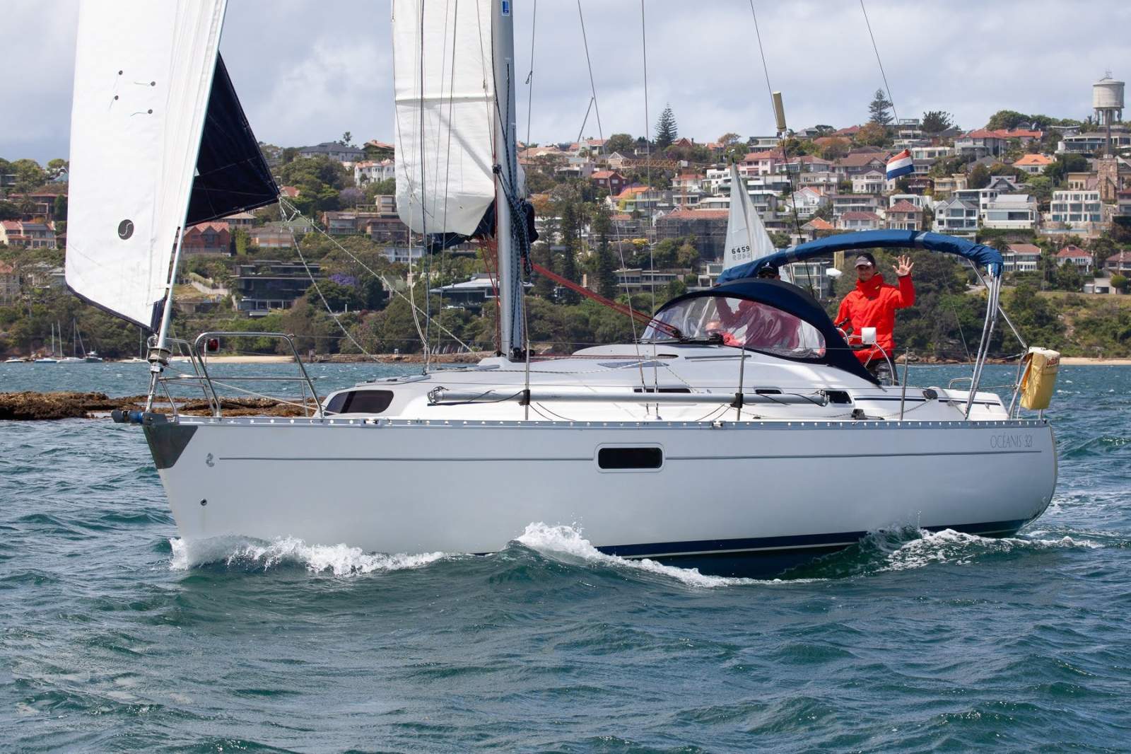 Beneteau Oceanis 321 Ready to go cruising - in great condition!