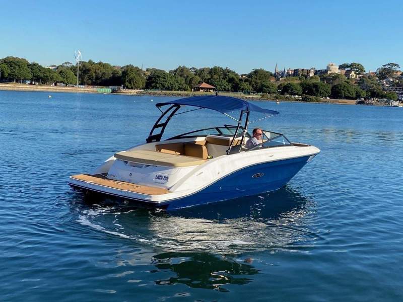 Sea Ray 230 SPX