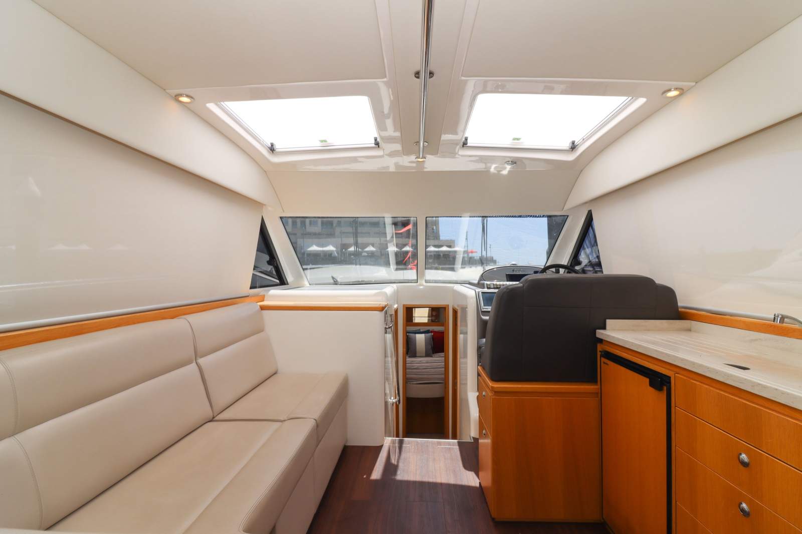 Riviera 3600 Sport Yacht Series 11