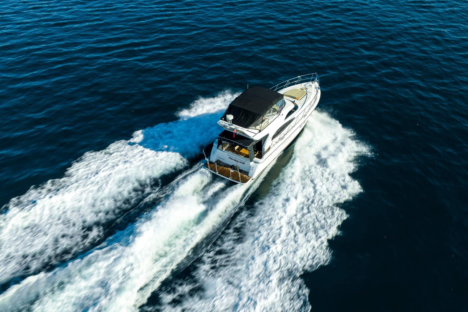 Dyna 48 Flybridge