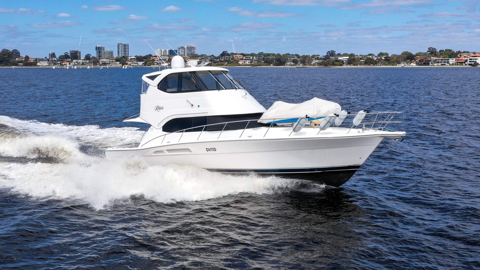 Riviera 47 Enclosed Flybridge