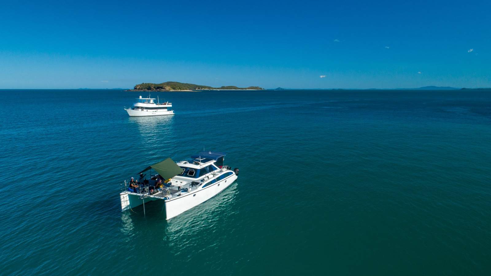 Rogers 10.5x Cruising Catamaran