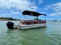 Sun Tracker Party Barge 22 XP3 - with trailer
